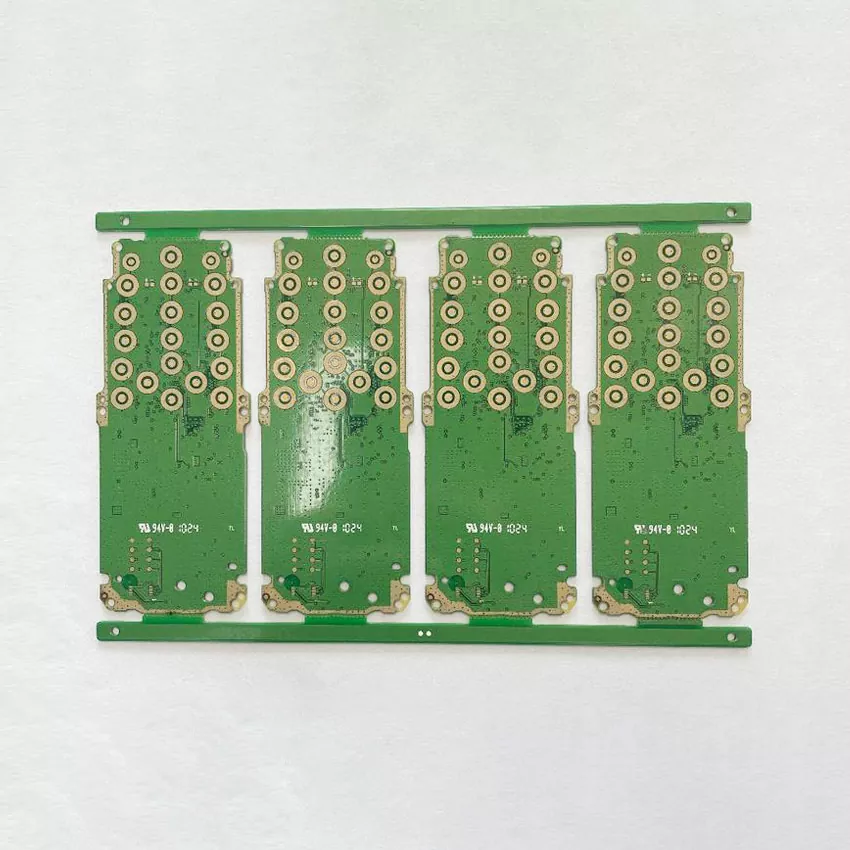 Matkapuhelimen PCB